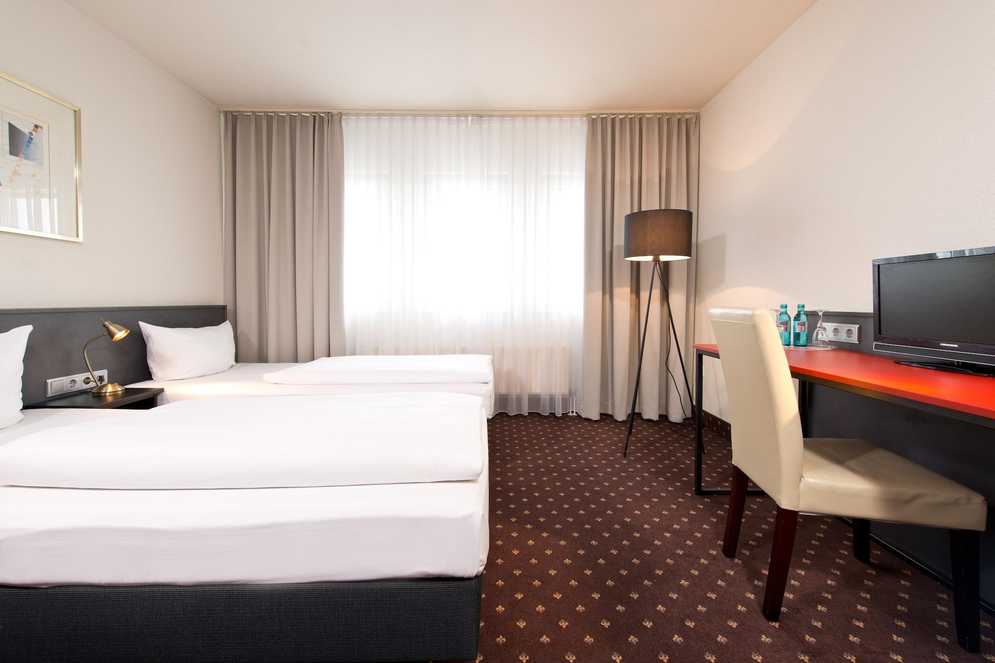 Achat Hotel هوكنهايم المظهر الخارجي الصورة