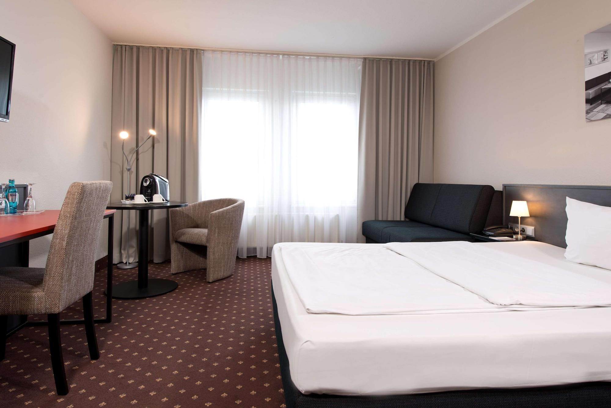 Achat Hotel هوكنهايم المظهر الخارجي الصورة